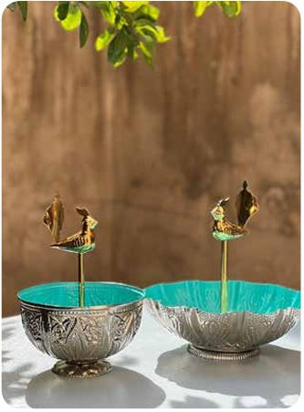 موجود در رنگ فیروزه ایی